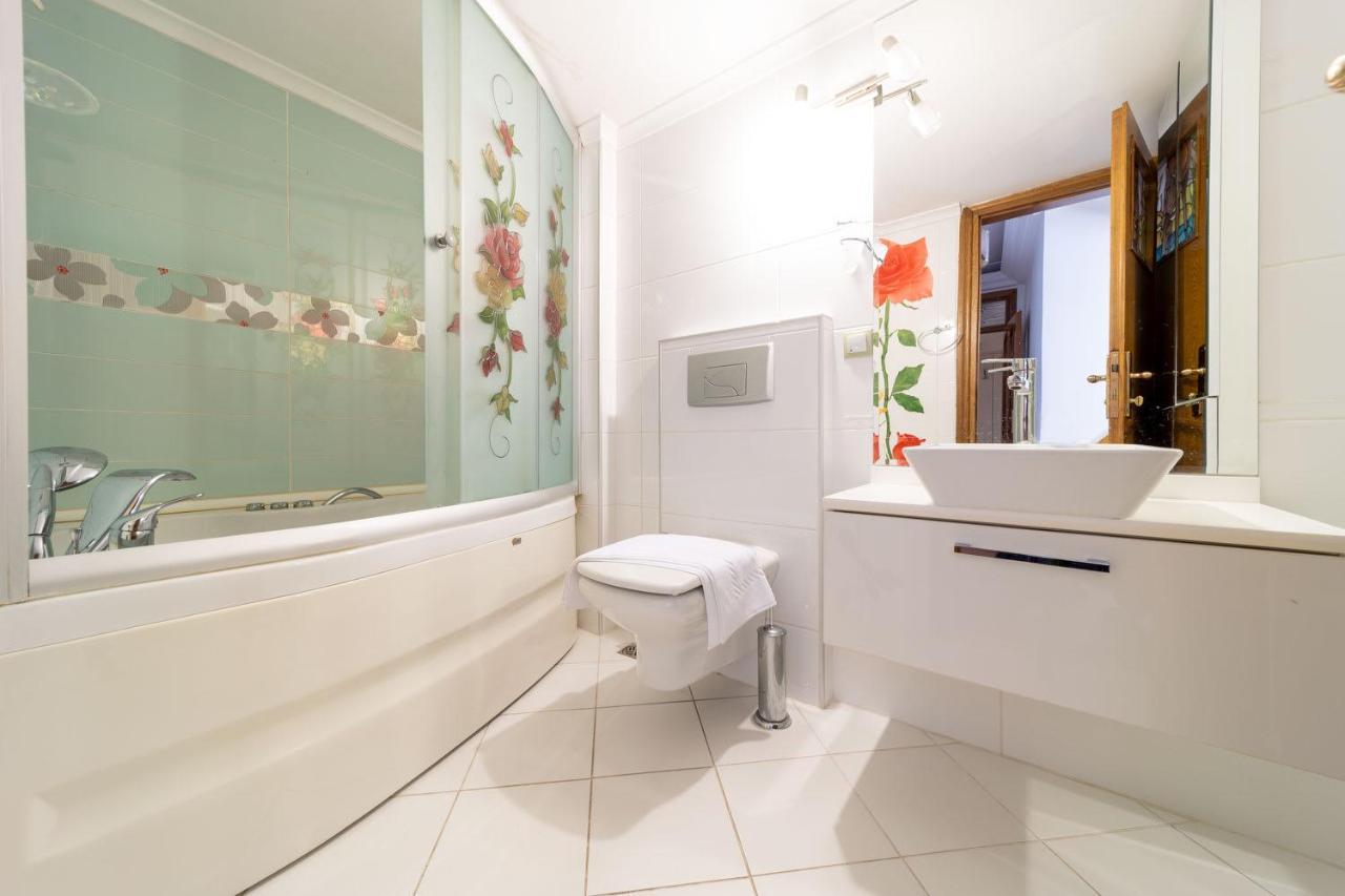 Lovely Flat With Sea View Near Beach In Muratpasa Antália Exterior foto